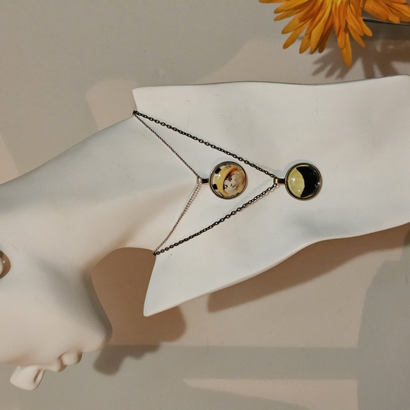 Charming Cat Pendant Necklace Set - Silver and Black - Picture 4 of 5